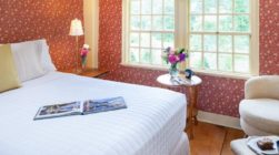 One of the best places to stay in Kennebunkport - the Bourne Room bed