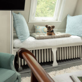 Pet Friendly Waldo's Retreat room